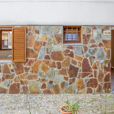 Cozy In Tossa De Mar, Girona Apartment
